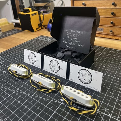Henrys : Space Llama Stratocaster Pickup Set